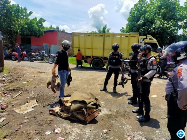 Unit Patmor Polres Bima Kota Bubarkan Judi Sabung Ayam di Tanjung